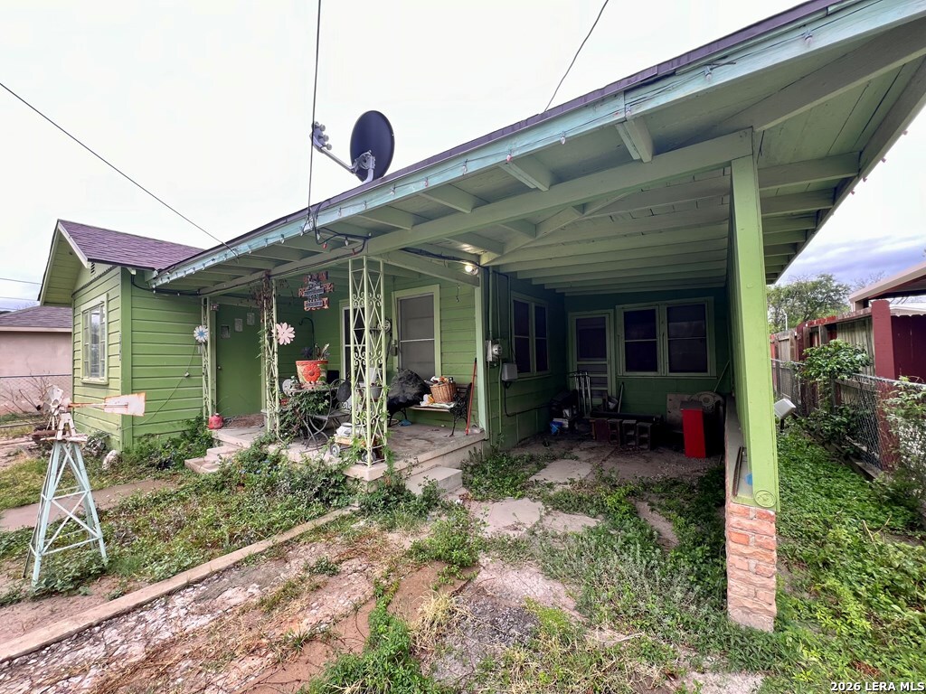 503 West Morin Street Del Rio, TX 78840 - Photo 4 of 19