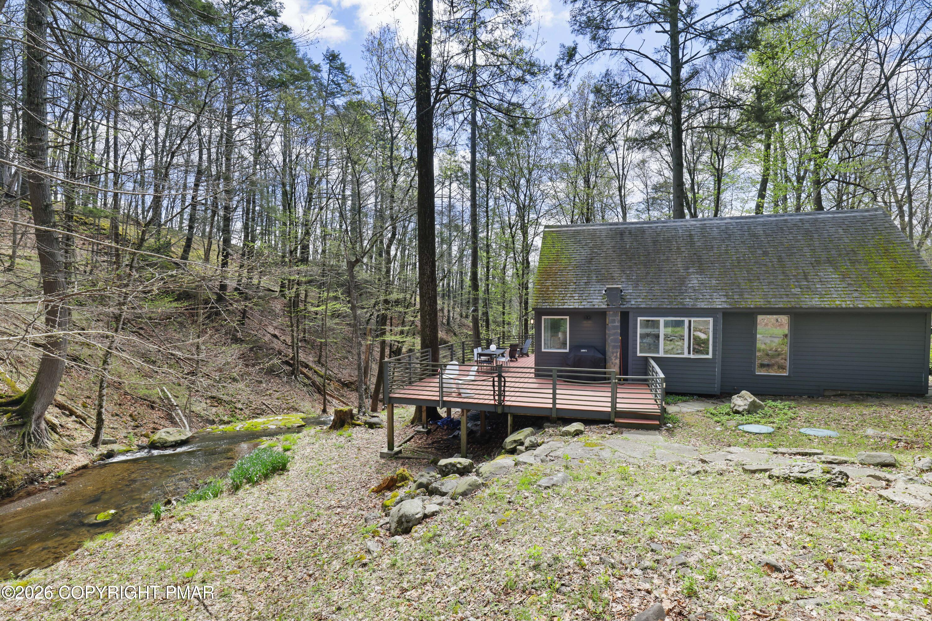 3140 Bear Road Bushkill, PA 18324 - Photo 35 of 50 35-Back