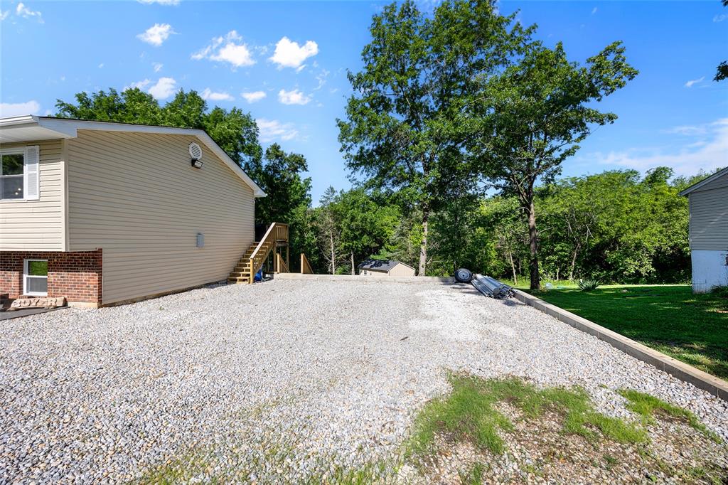 500 Flucom Meadows De Soto, MO 63020 - Photo 5 of 40