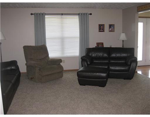 3980 Delmar Circle Springfield, OH 45503 - Photo 4 of 9