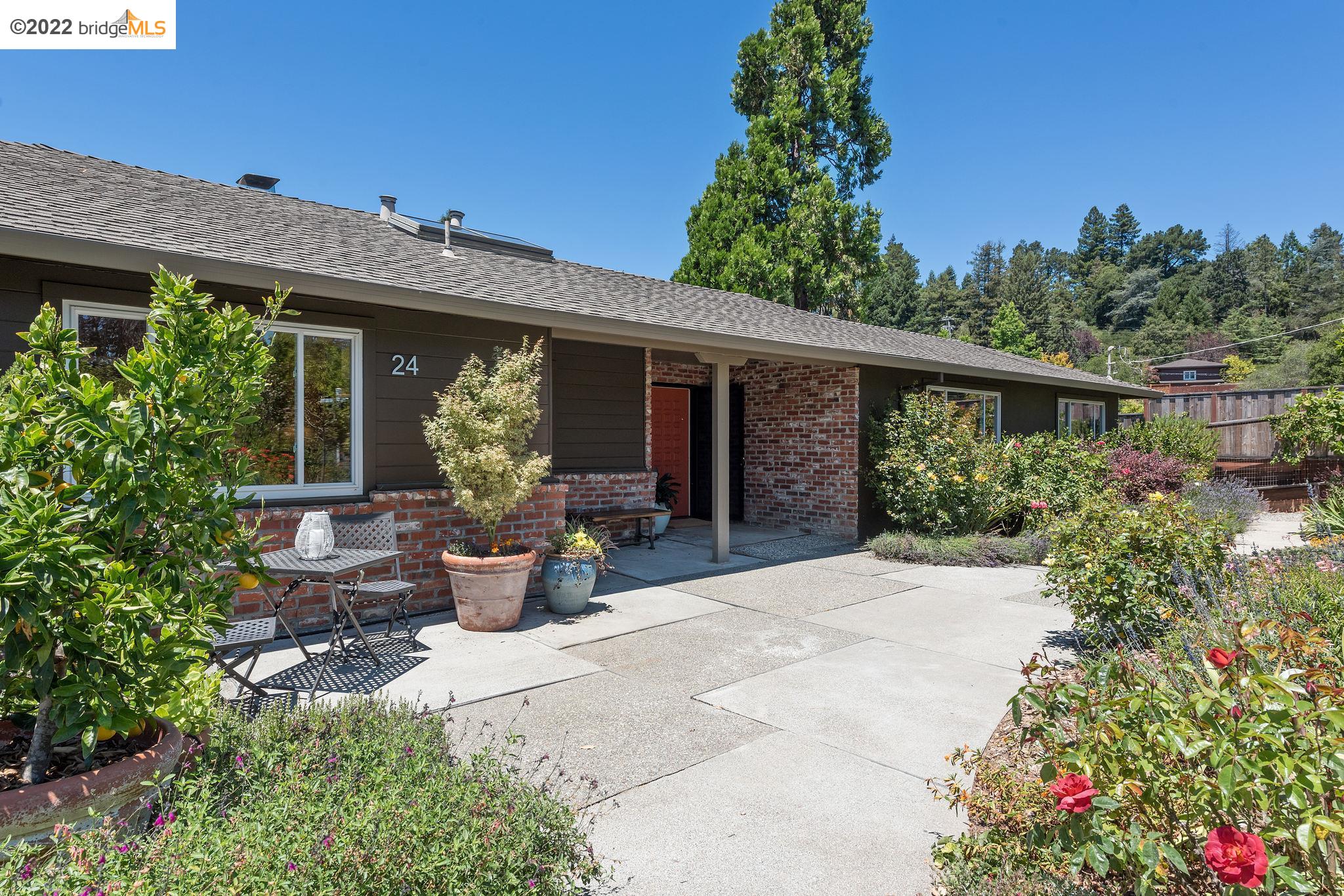 24 Lexford Place, Oakland, CA 94619 Compass