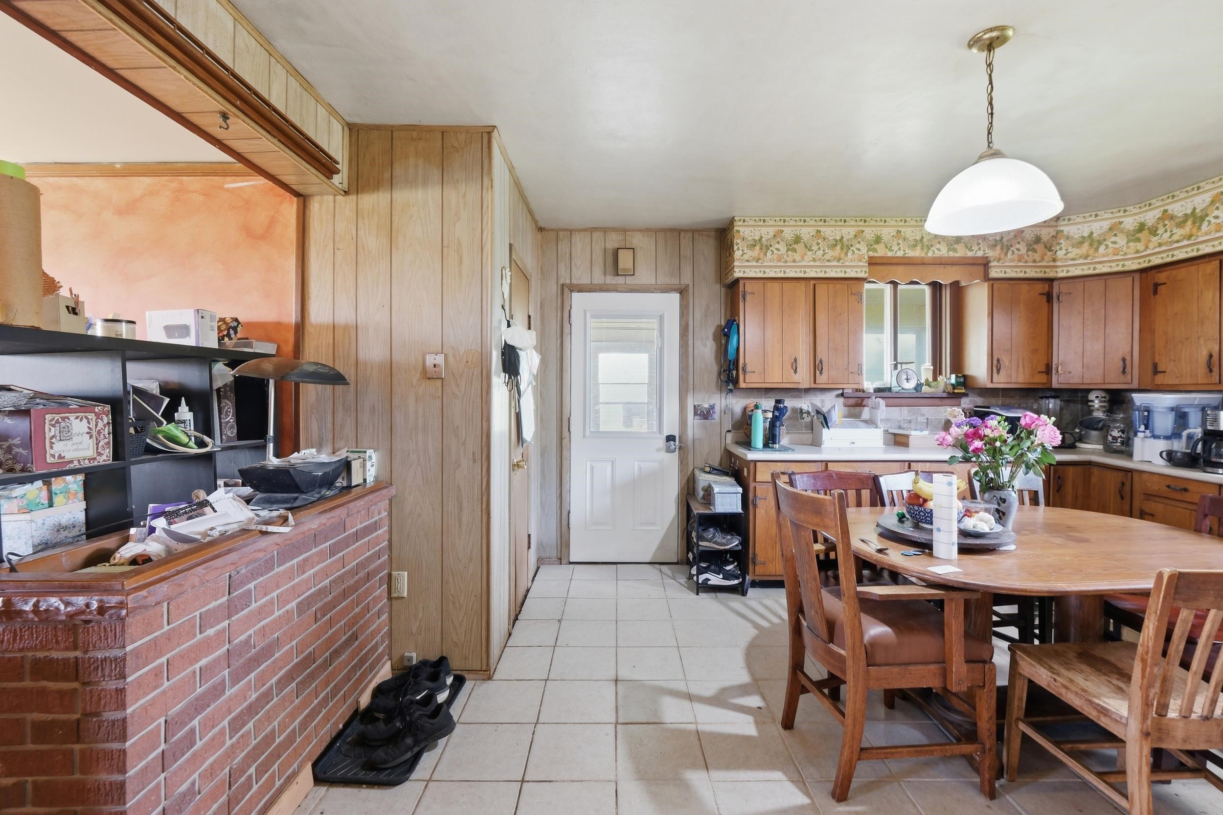 W6649 East Hubbleton Road Watertown, WI 53094 - Photo 12 of 45