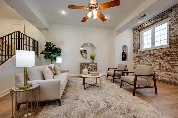 $699,900 | 202 West College Street, Unit 4, Dickson, TN 37055