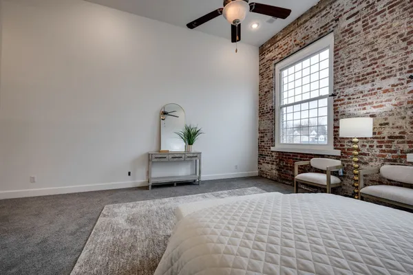 $699,900 | 202 West College Street, Unit 4, Dickson, TN 37055