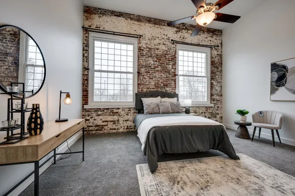 $699,900 | 202 West College Street, Unit 4, Dickson, TN 37055