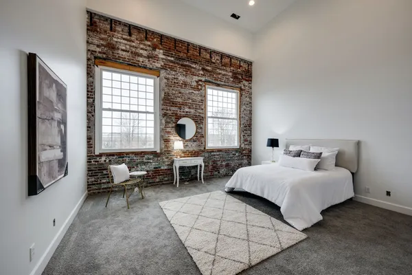 $699,900 | 202 West College Street, Unit 4, Dickson, TN 37055