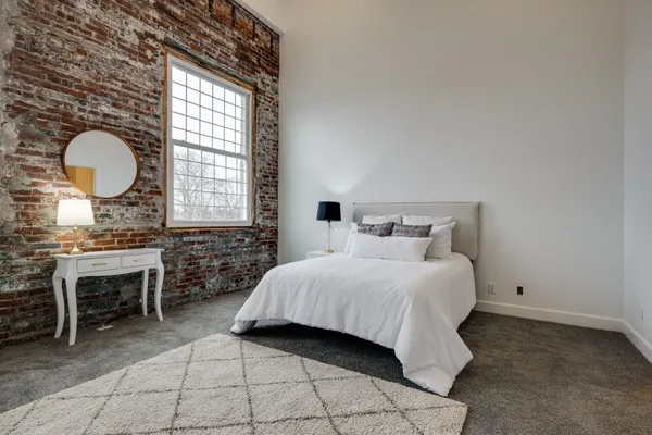 $699,900 | 202 West College Street, Unit 4, Dickson, TN 37055