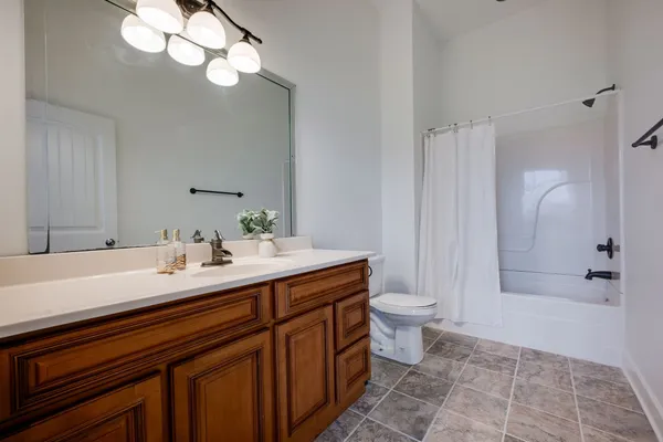 $699,900 | 202 West College Street, Unit 4, Dickson, TN 37055