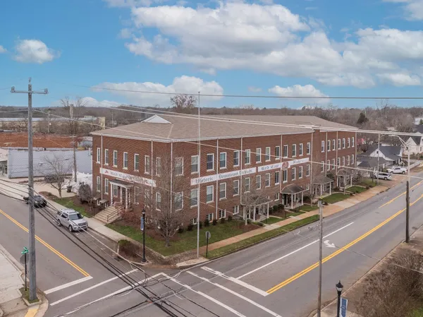 $699,900 | 202 West College Street, Unit 4, Dickson, TN 37055