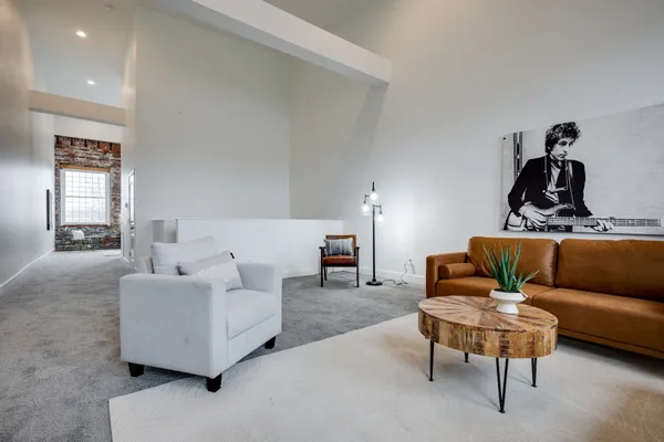 $699,900 | 202 West College Street, Unit 4, Dickson, TN 37055