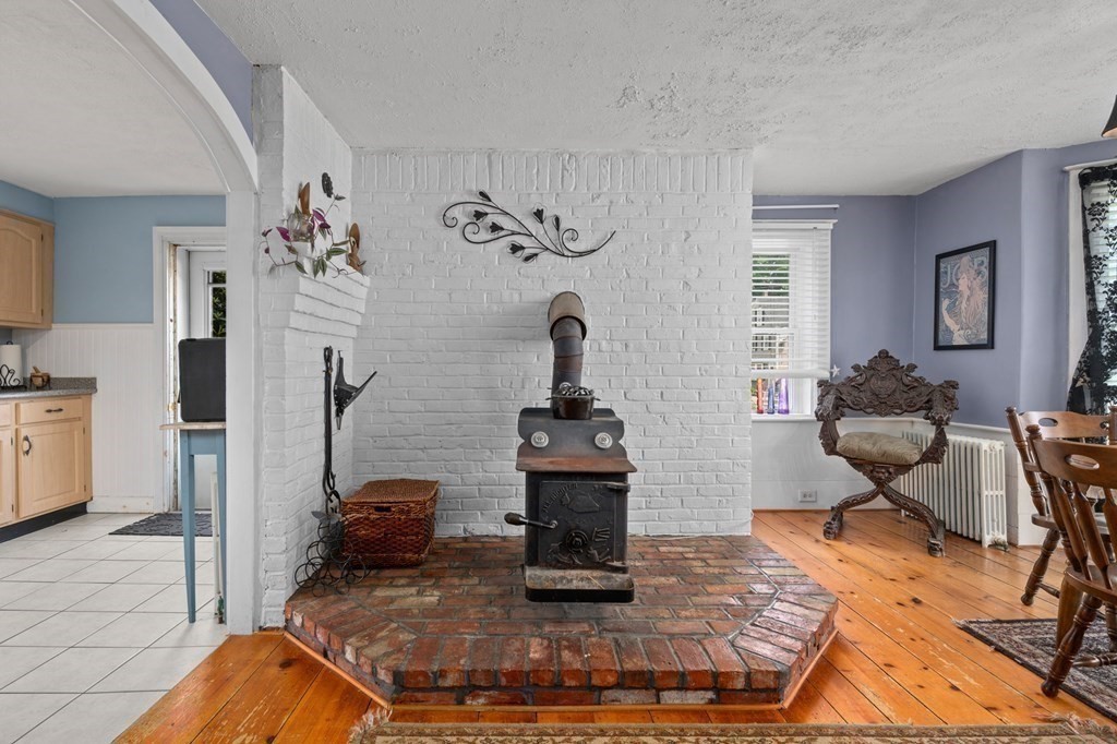23 Whitehall Road Amesbury, MA 01913 - Photo 12 of 36 Gallery Image 12