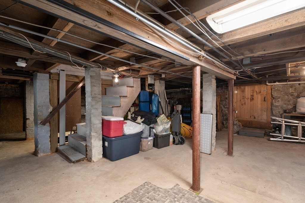 23 Whitehall Road Amesbury, MA 01913 - Photo 32 of 36 Gallery Image 32