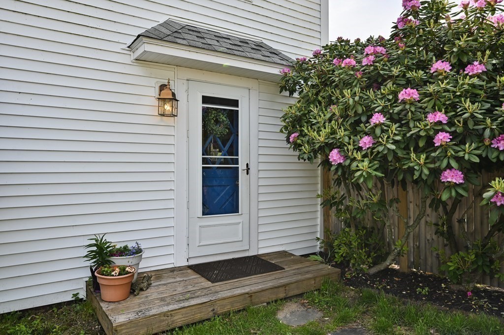 23 Whitehall Road Amesbury, MA 01913 - Photo 33 of 36 Gallery Image 33