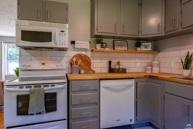 $247,000 | 2706 Bonanza Street, Lawrence, KS 66046