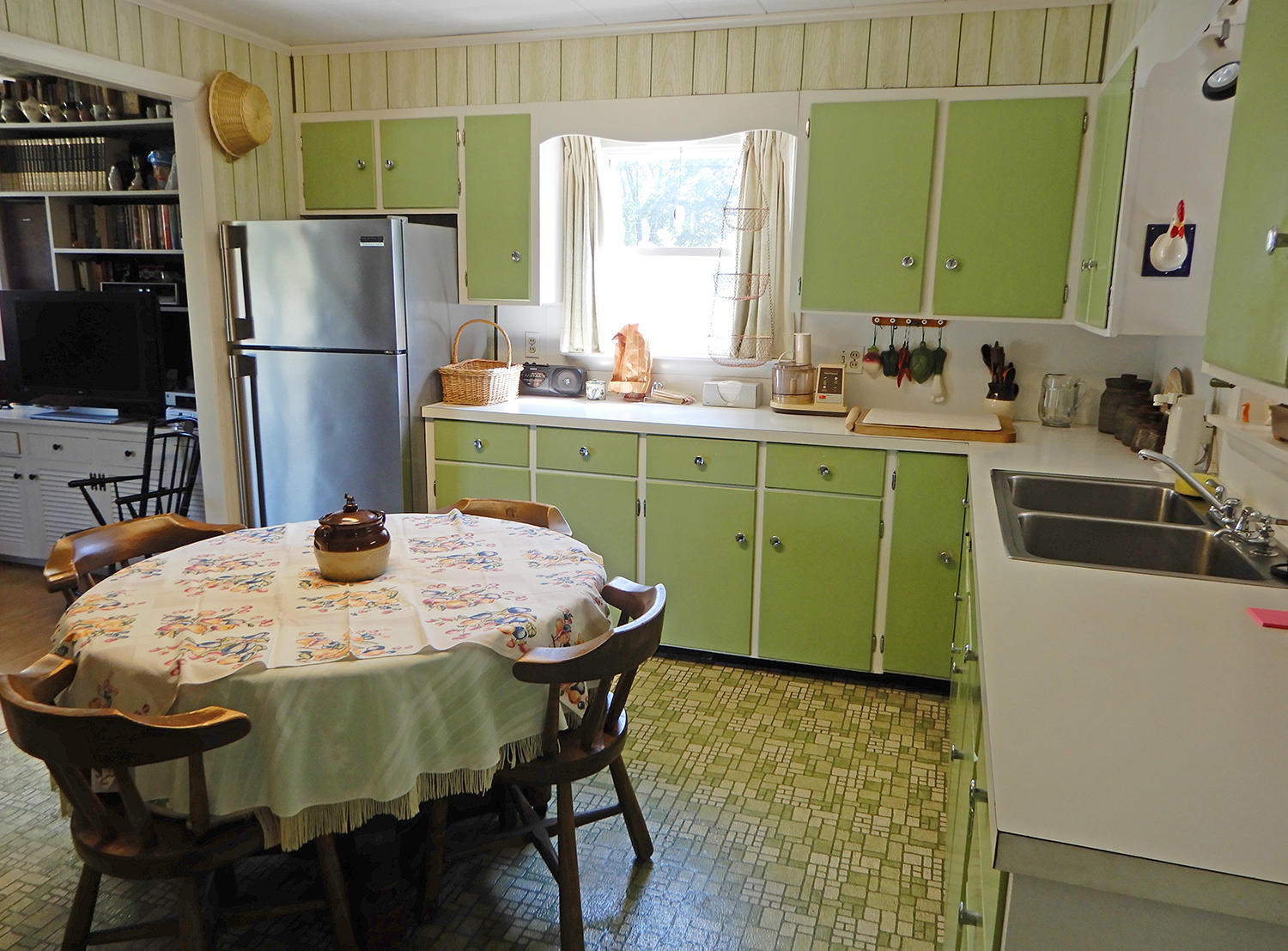 1 Harborside Road Northeast Harbor, ME 04662 - Photo 6 of 15 Kitchen