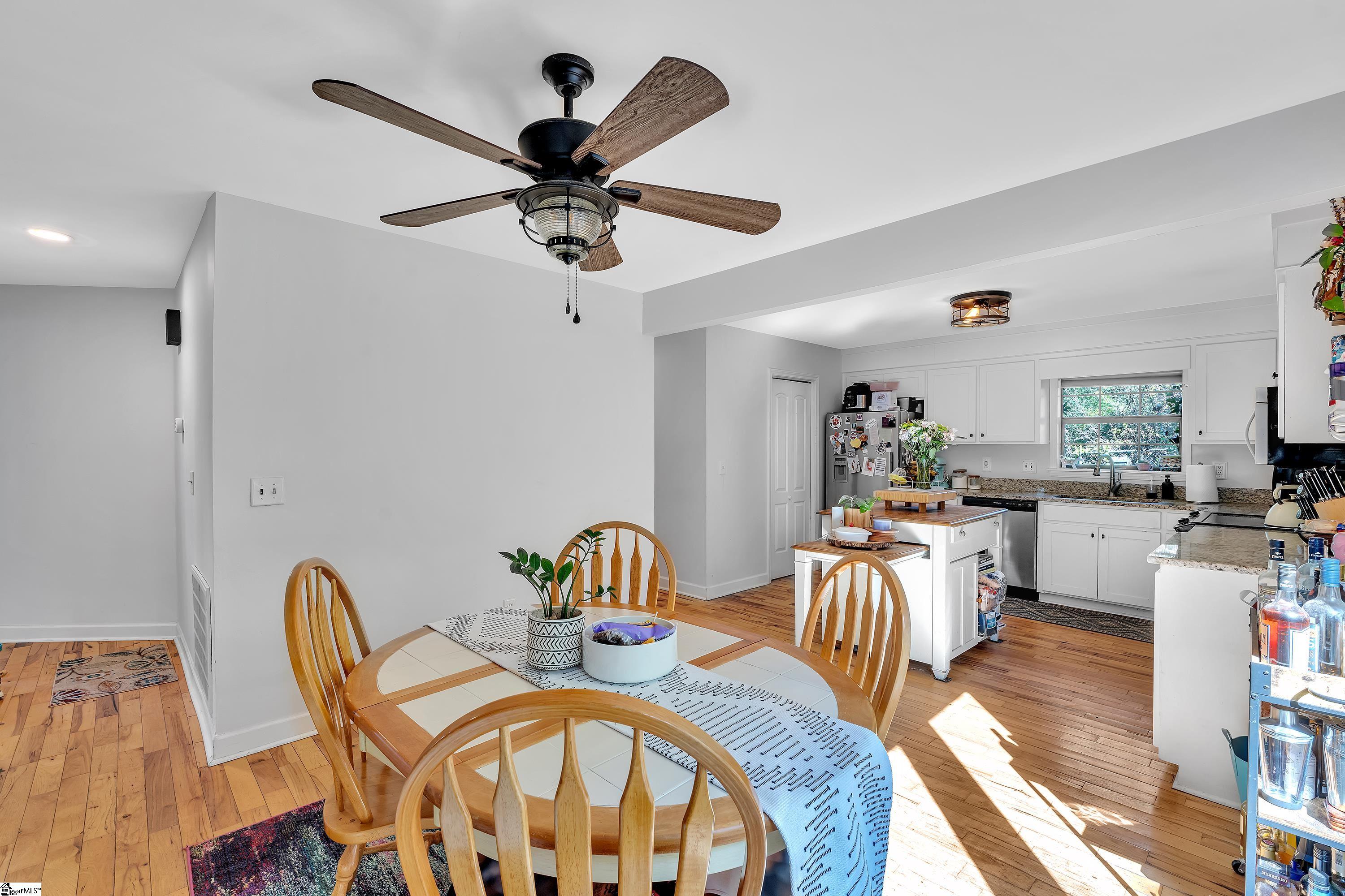 919 Berkeley Drive Clemson, SC 29631 - Photo 7 of 27