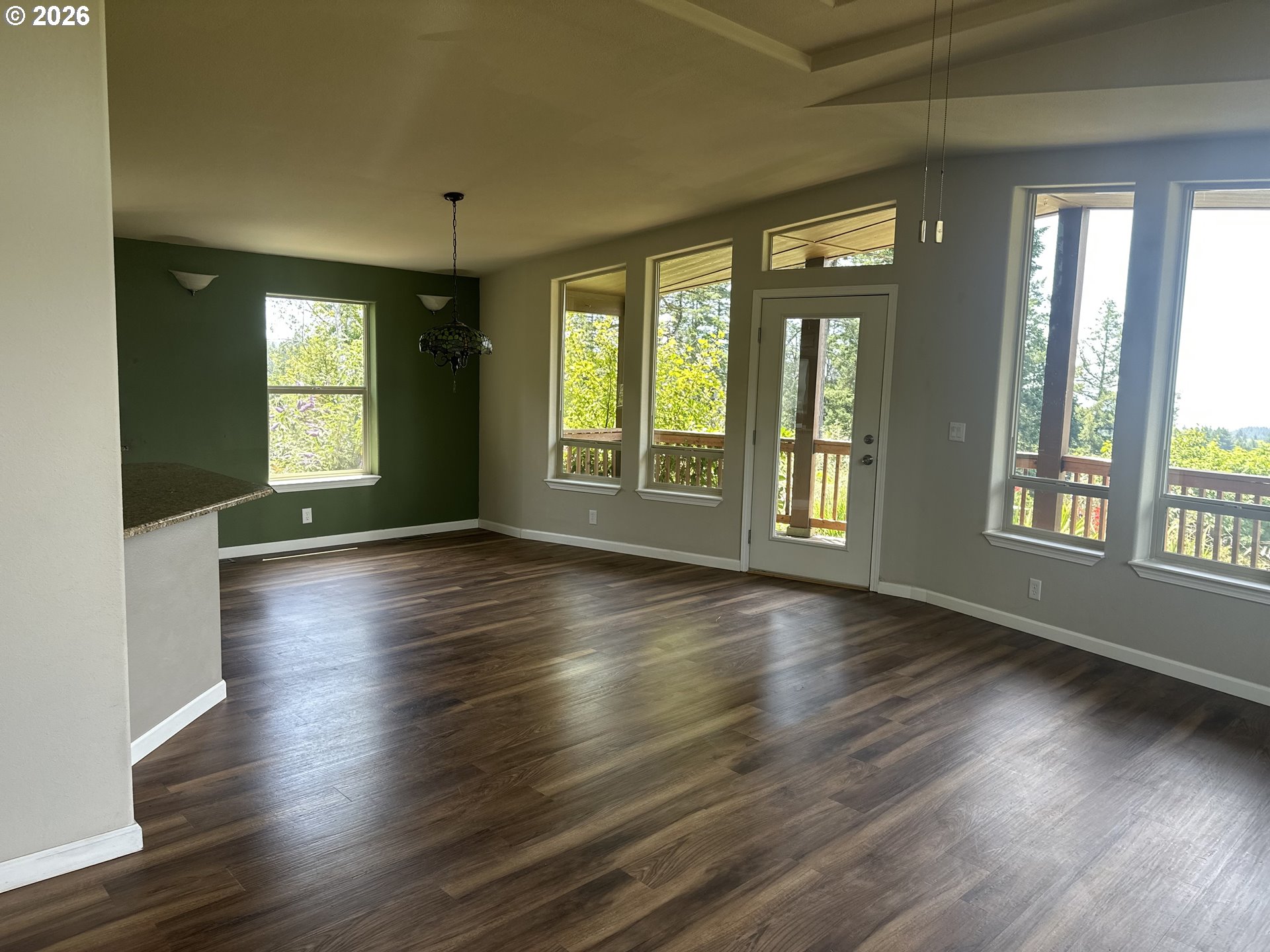 96422 Alder Ridge Road Brookings, OR 97415 - Photo 36 of 44 Living Room/Dining Room