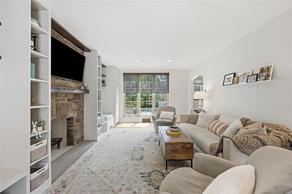 466 Beverly Road Pittsburgh, PA 15216 - Photo 21 of 50 Gallery Image 21