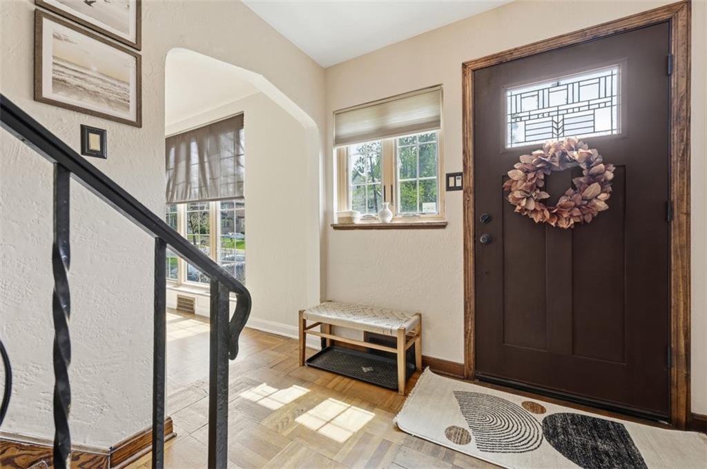 466 Beverly Road Pittsburgh, PA 15216 - Photo 7 of 50 Gallery Image 7
