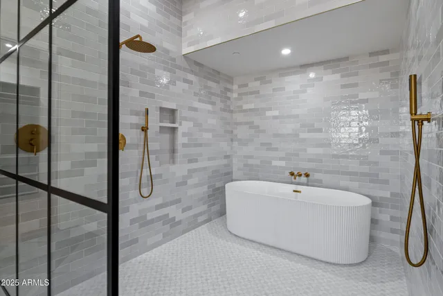 a view of a big room with closet and a ceiling fan