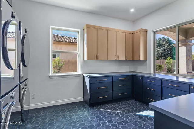 $1,974,000 | 3126 East Wildhorse Court, Gilbert, AZ 85297