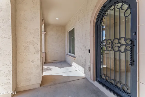$1,720,000 | 3126 East Wildhorse Court, Gilbert, AZ 85297