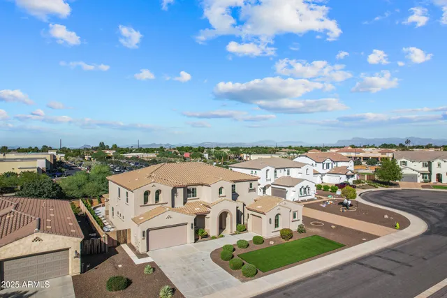 $1,974,000 | 3126 East Wildhorse Court, Gilbert, AZ 85297