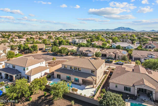 $1,974,000 | 3126 East Wildhorse Court, Gilbert, AZ 85297