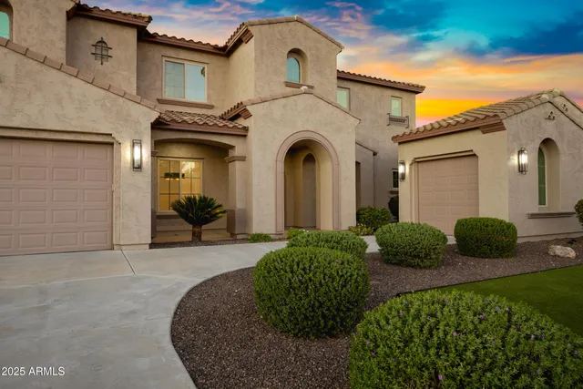 $1,974,000 | 3126 East Wildhorse Court, Gilbert, AZ 85297