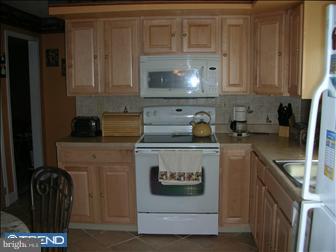 28 Cypress Road Burlington, NJ 08016 - Photo 4 of 6 Gallery Image 4