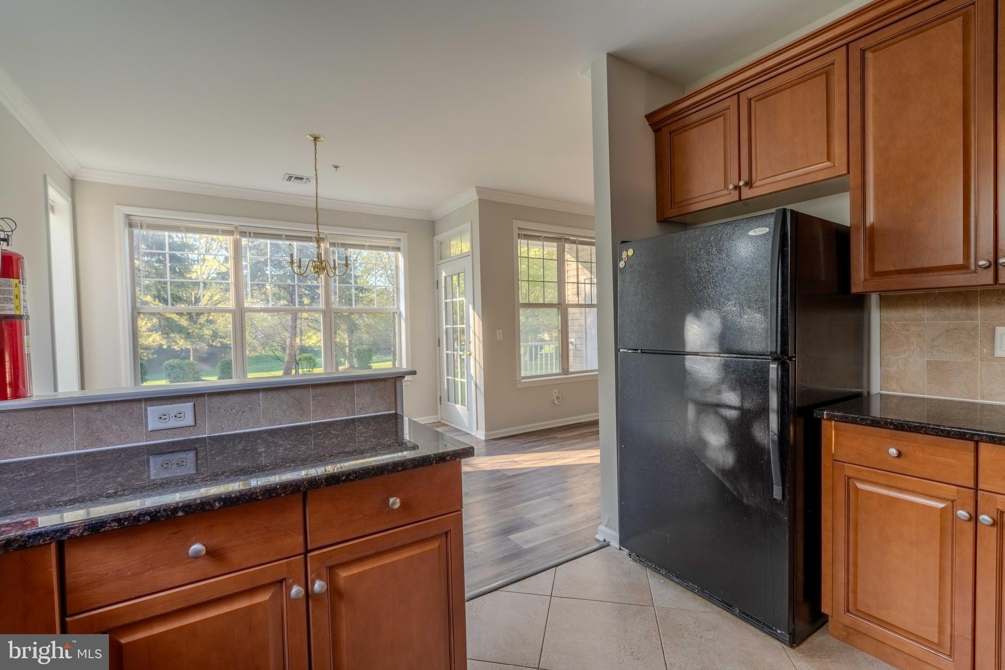 112 Masterson Court Ewing, NJ 08618 - Photo 15 of 36