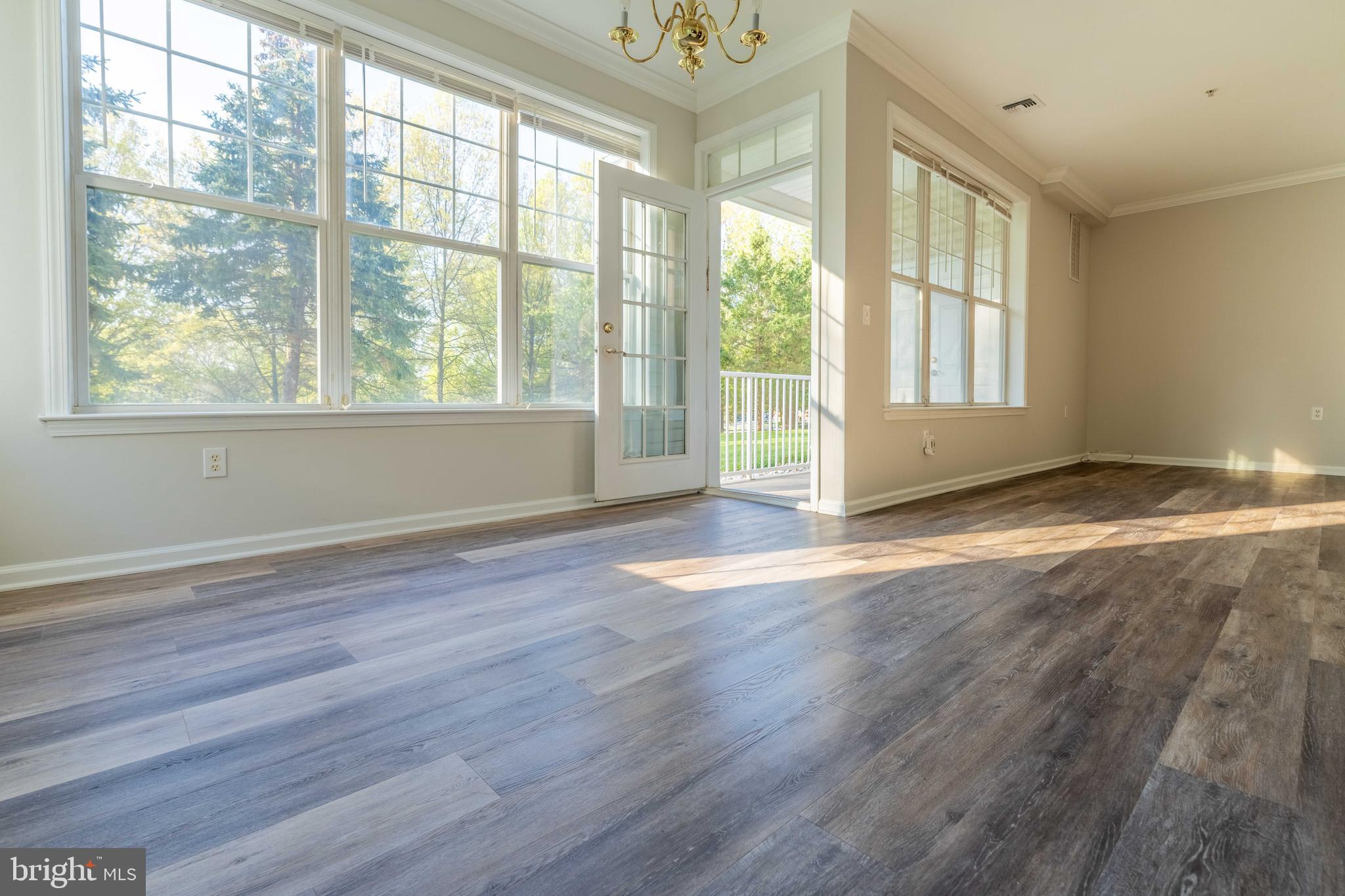 112 Masterson Court Ewing, NJ 08618 - Photo 16 of 36