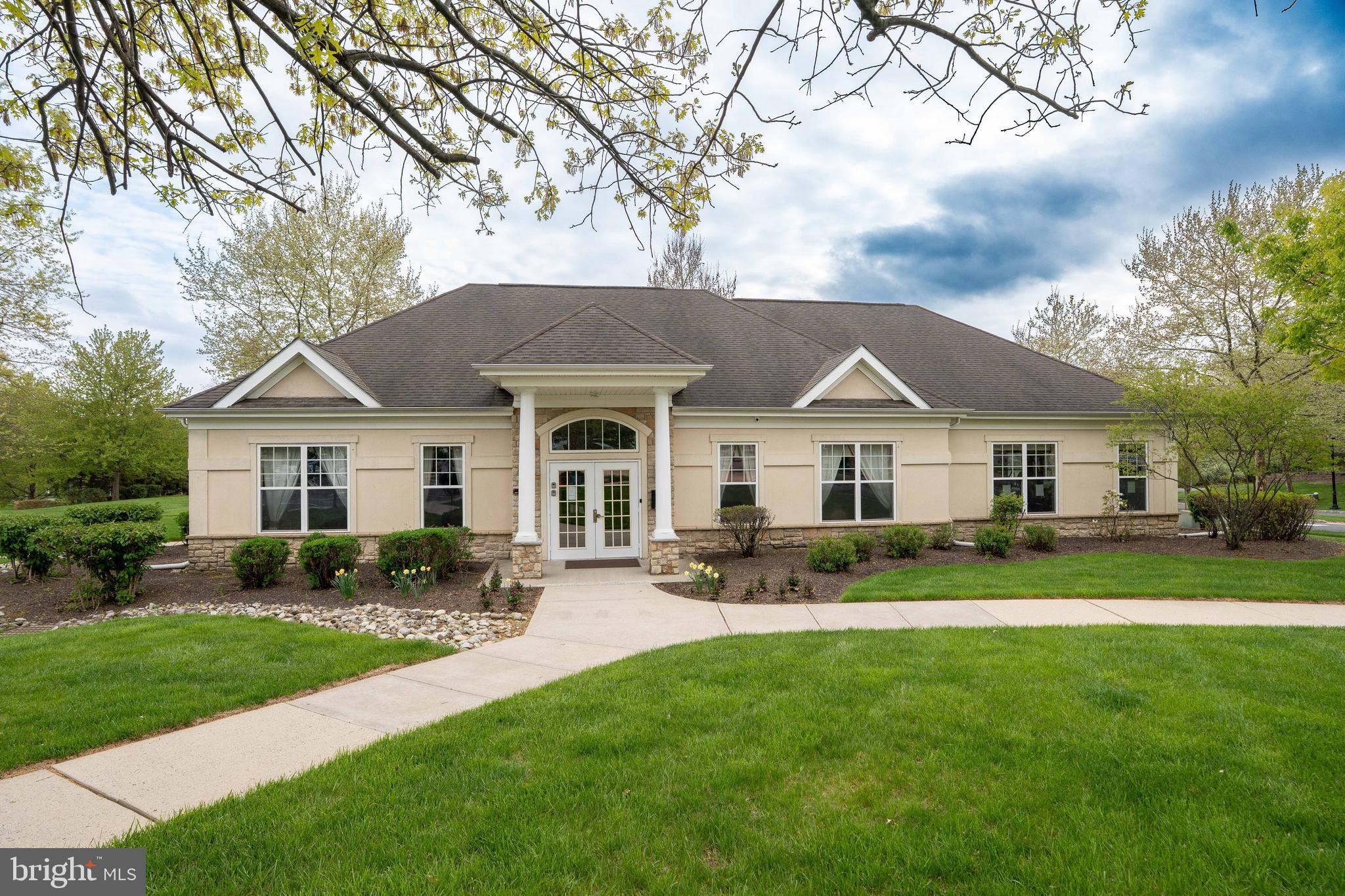 112 Masterson Court Ewing, NJ 08618 - Photo 33 of 36