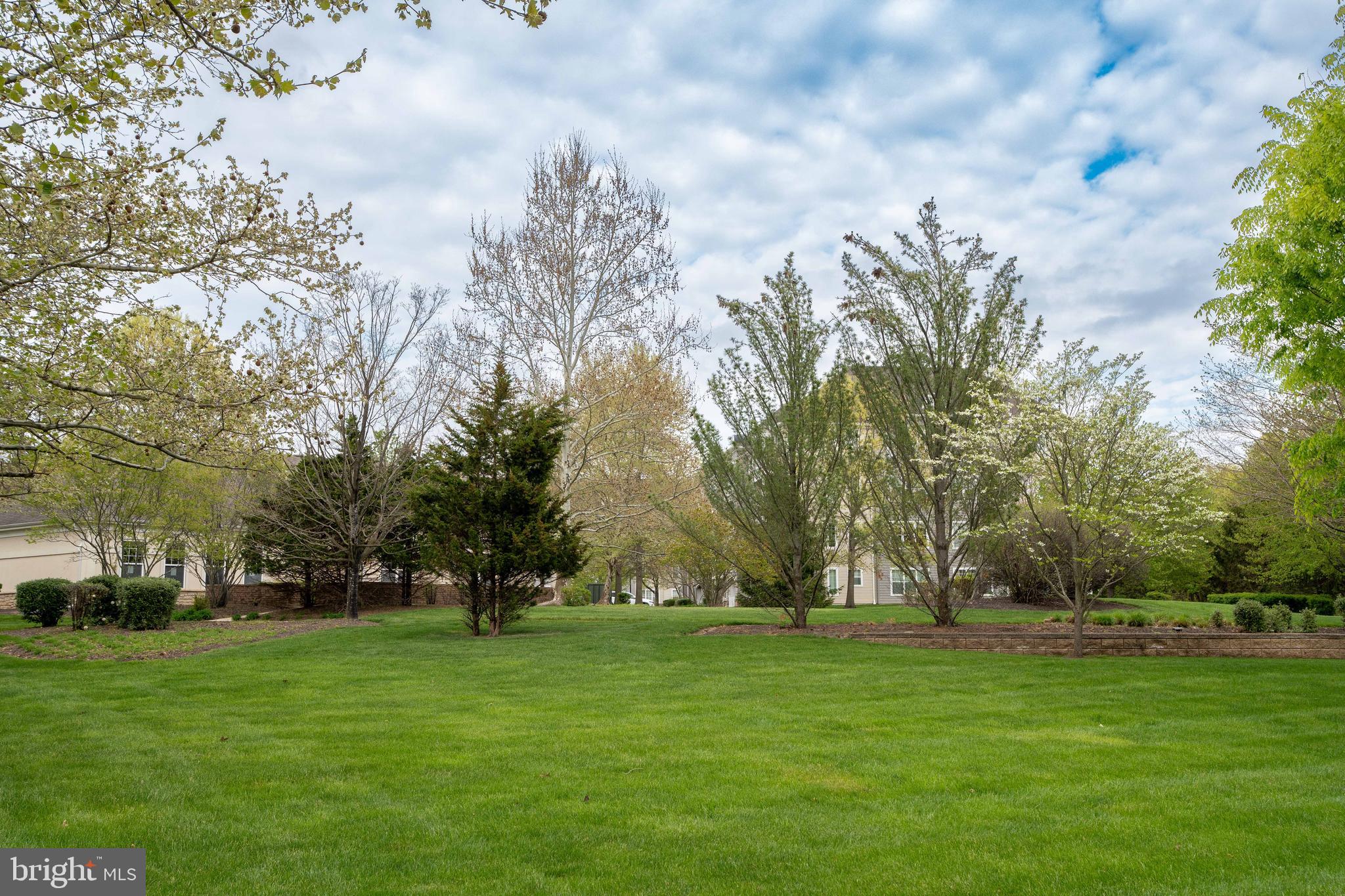 112 Masterson Court Ewing, NJ 08618 - Photo 34 of 36