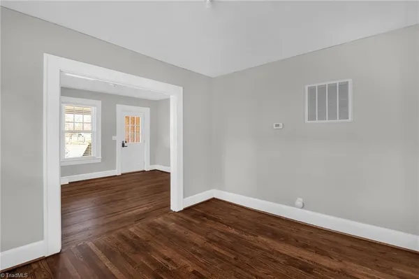 $1,295 | 205 West Hunter Street, Madison, NC 27025