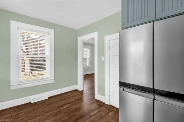 $1,295 | 205 West Hunter Street, Madison, NC 27025