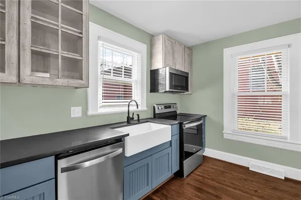 $1,295 | 205 West Hunter Street, Madison, NC 27025