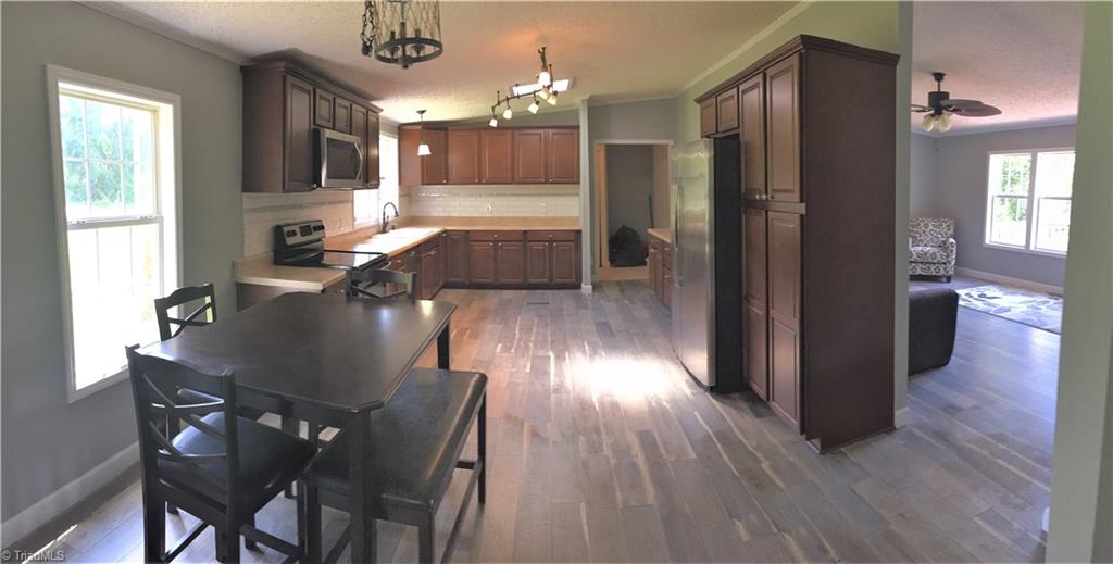 277 Spicer Road Elkin, NC 28621 - Photo 2 of 27 Gallery Image 2