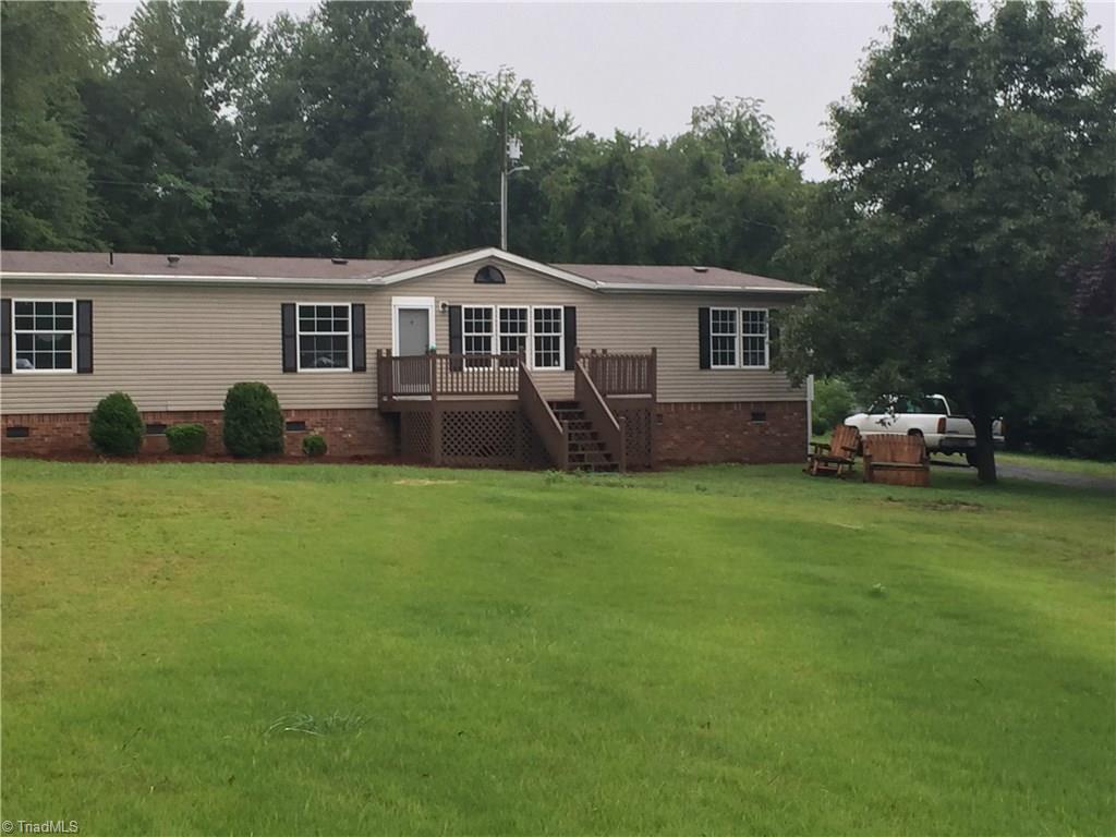 277 Spicer Road Elkin, NC 28621 - Photo 3 of 27 Gallery Image 3