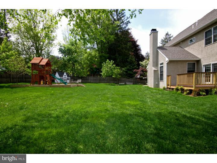 104 Spencer Road Devon, PA 19333 - Photo 2 of 20 Exterior Back