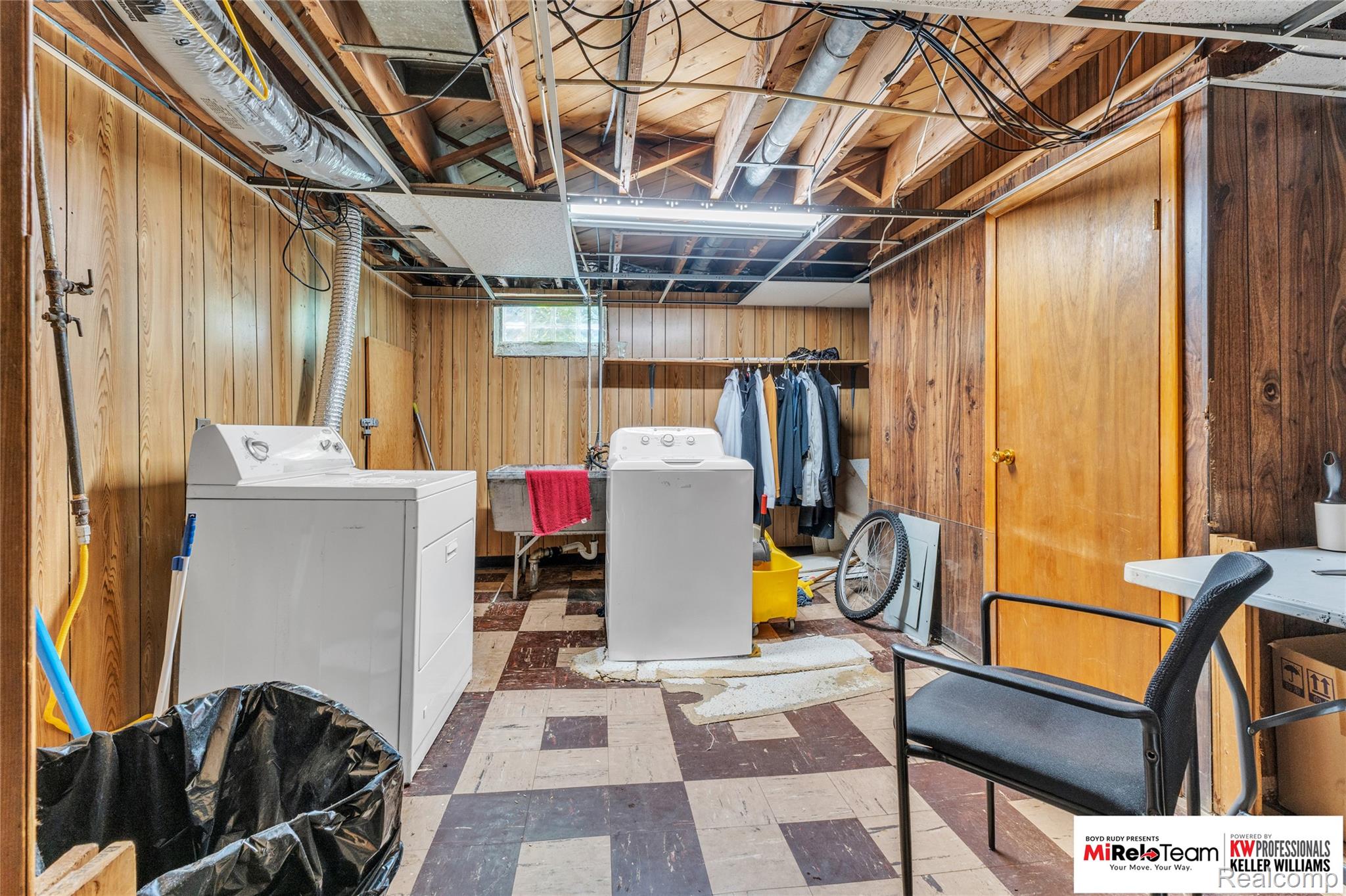 17585 Whitcomb Detroit, MI 48235 - Photo 21 of 27 whitcomb-31.jpg
