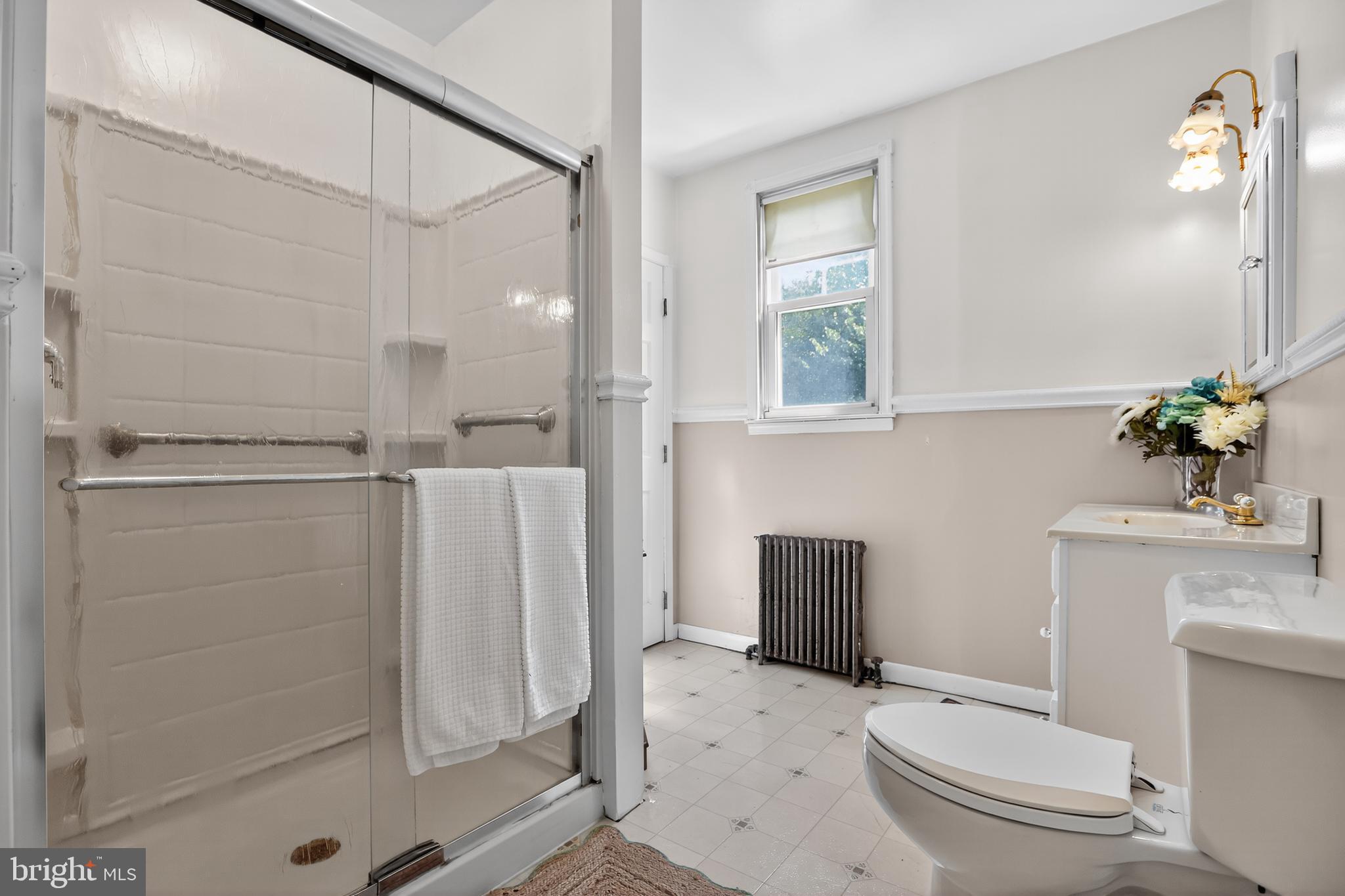 1079 Riverside Drive Pottstown, PA 19465 - Photo 19 of 37 Main Floor Bathroom
