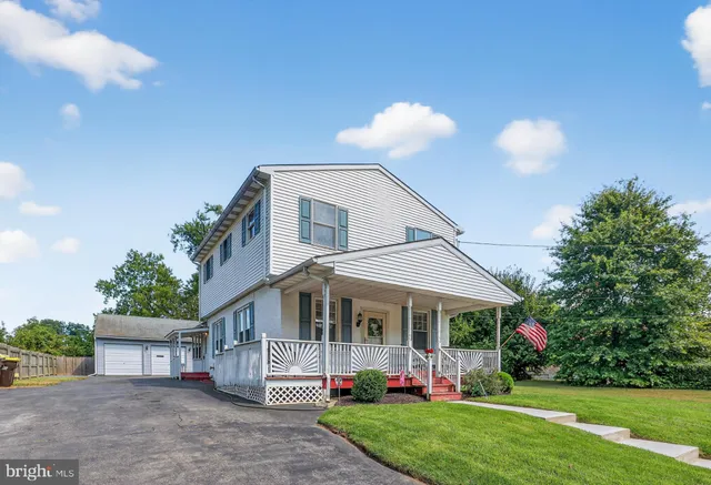 $344,500 | 1079 Riverside Drive, Pottstown, PA 19465