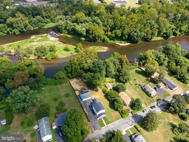 $344,500 | 1079 Riverside Drive, Pottstown, PA 19465