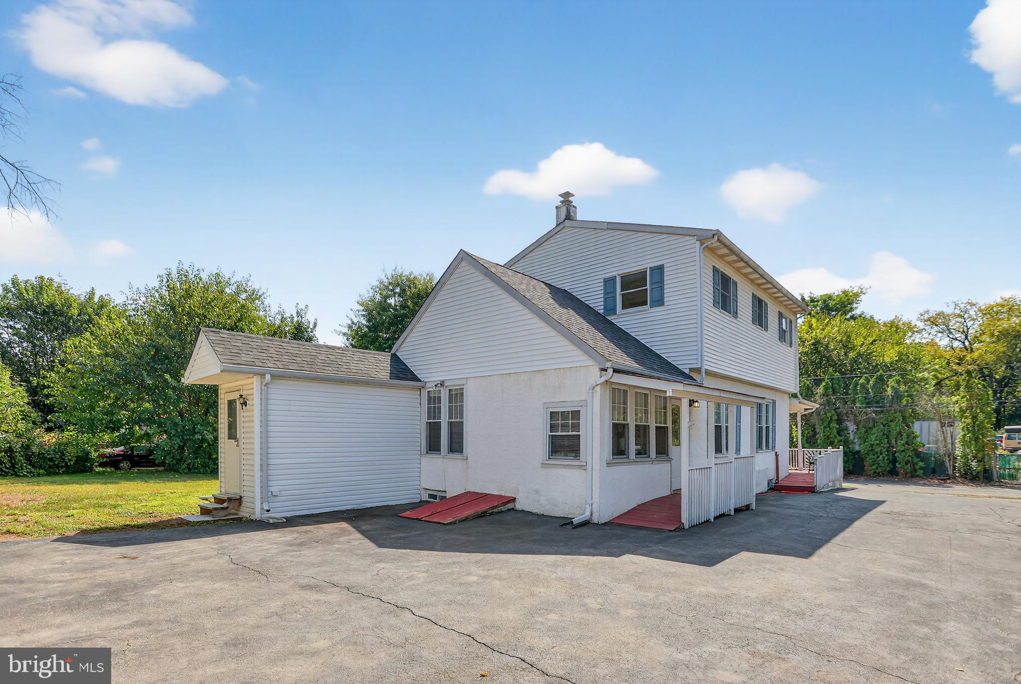 1079 Riverside Drive Pottstown, PA 19465 - Photo 5 of 37 Back of home