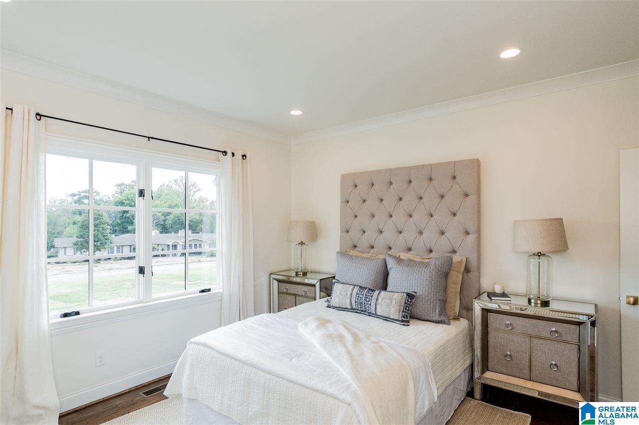 2500 Shades Crest Road Birmingham, AL 35209 - Photo 26 of 46