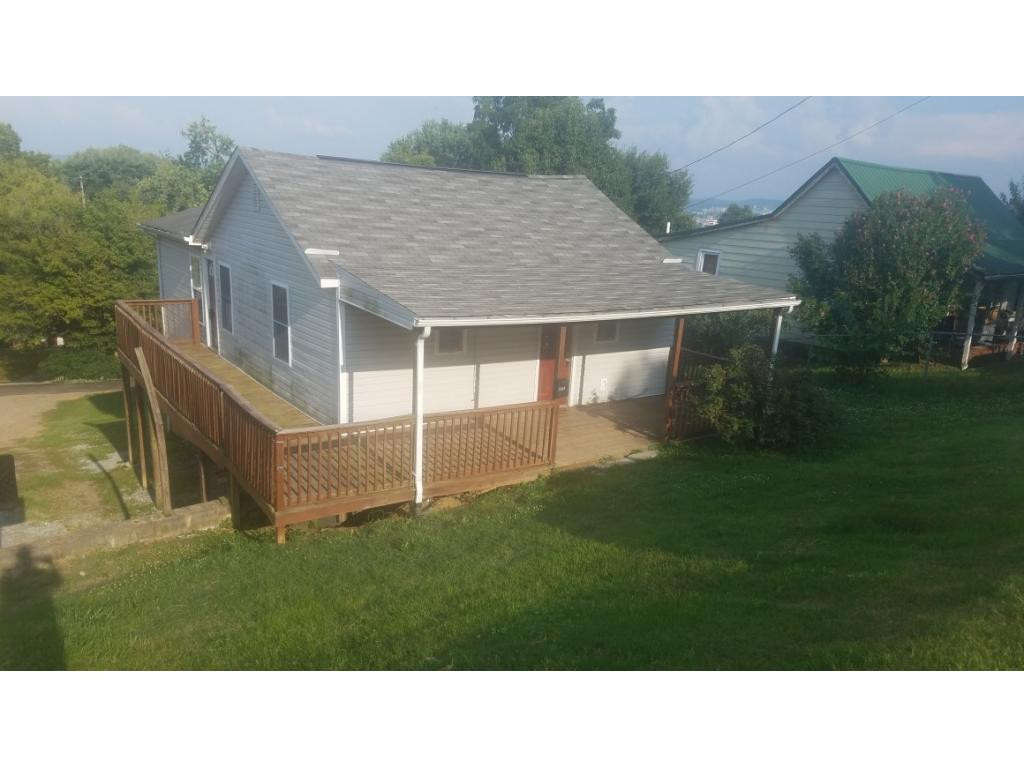 1213 Riverside Avenue Kingsport, TN 37660 - Photo 1 of 12 Photo 1