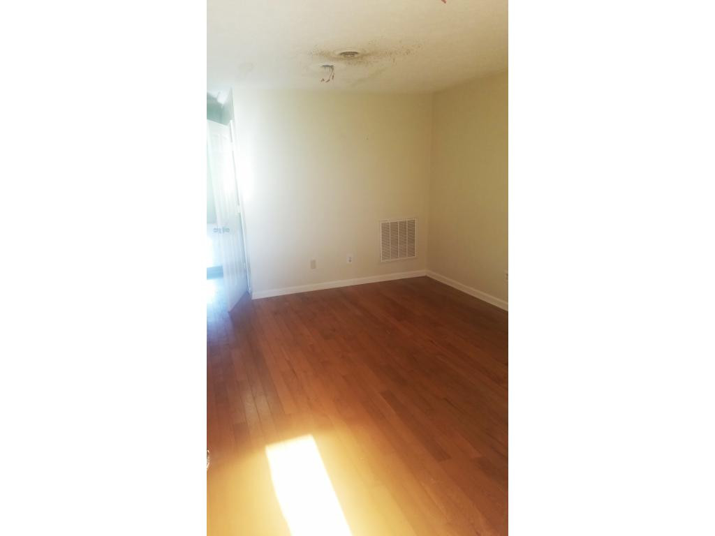 1213 Riverside Avenue Kingsport, TN 37660 - Photo 4 of 12 Photo 4
