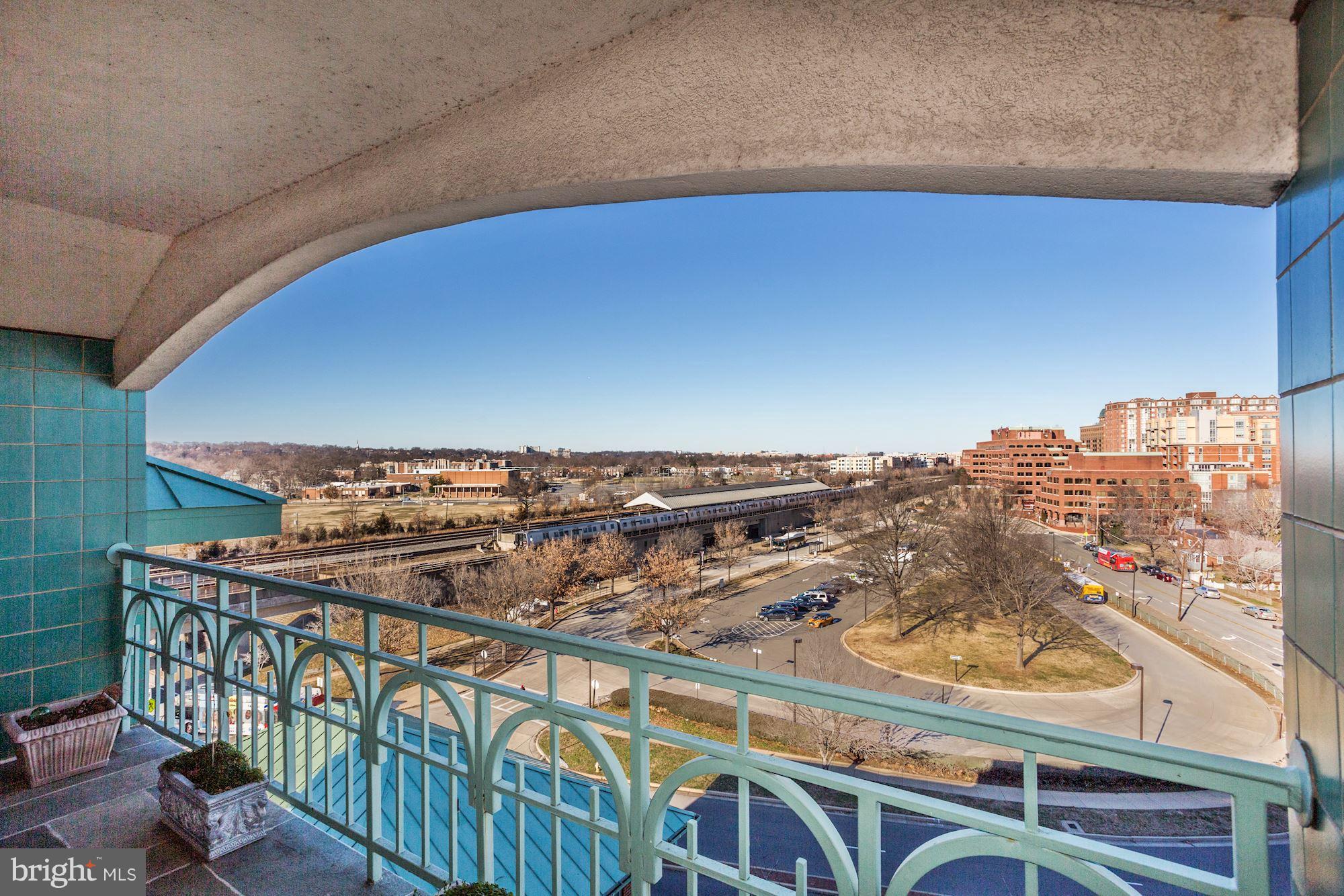 545 East Braddock Road, Unit 702 Alexandria, VA 22314 - Photo 22 of 27 Balcony view