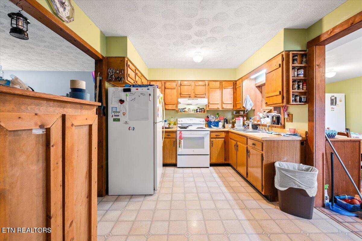 439 Rogerston Road Clairfield, TN 37715 - Photo 36 of 51 21-439 Rogerston Rd